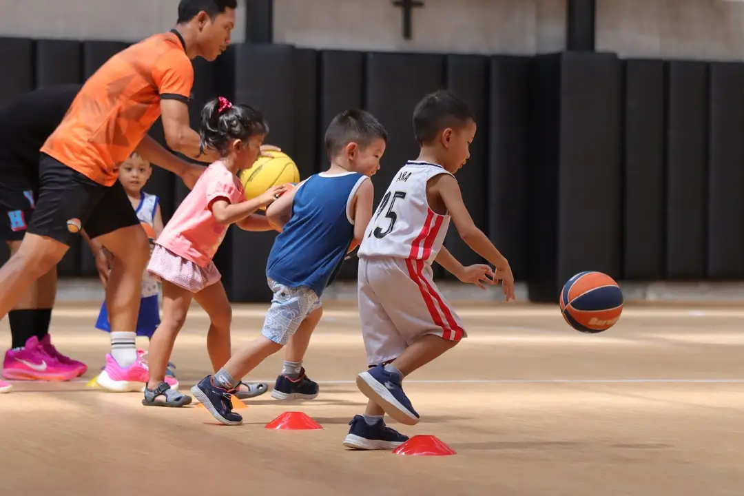 Les Basket Anak di Jakarta